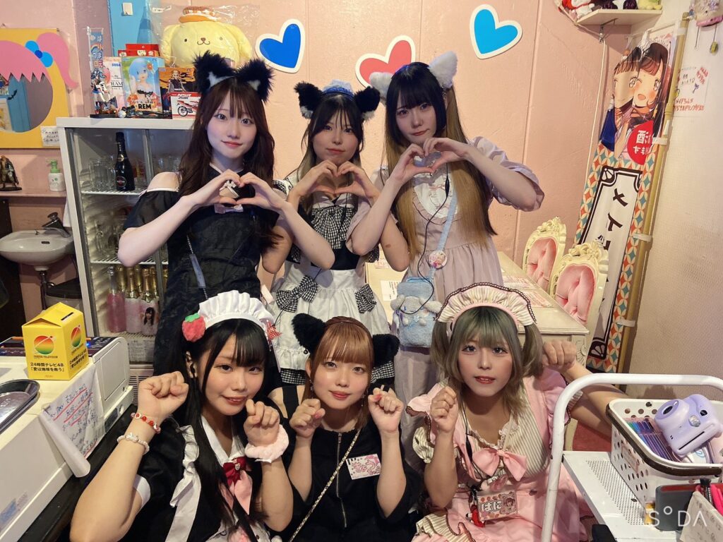 ぴゅあはーとメイド集合写真